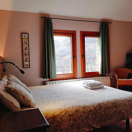 Casa Etxalde Guest House กัมโปรดอน ภายนอก รูปภาพ