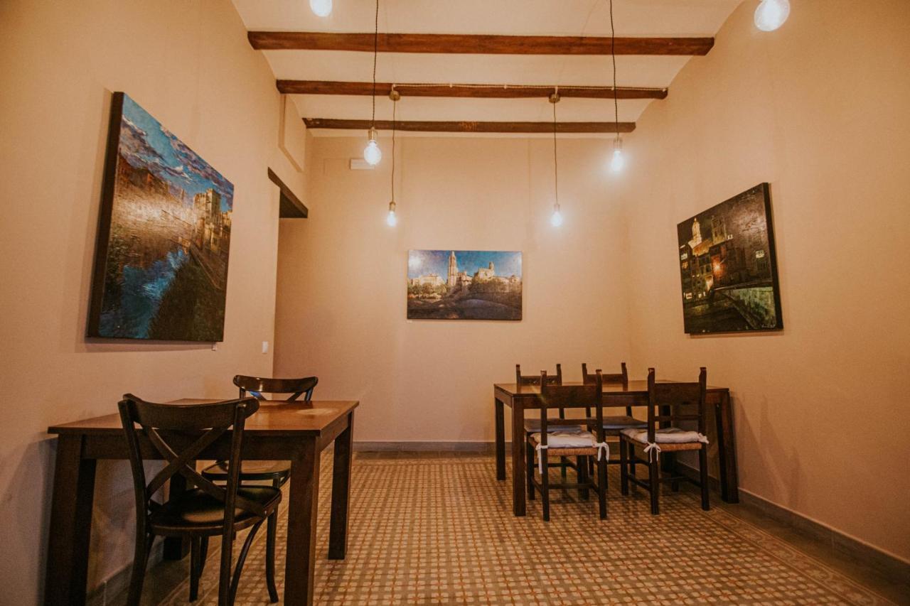 Casa Etxalde Guest House กัมโปรดอน ภายนอก รูปภาพ