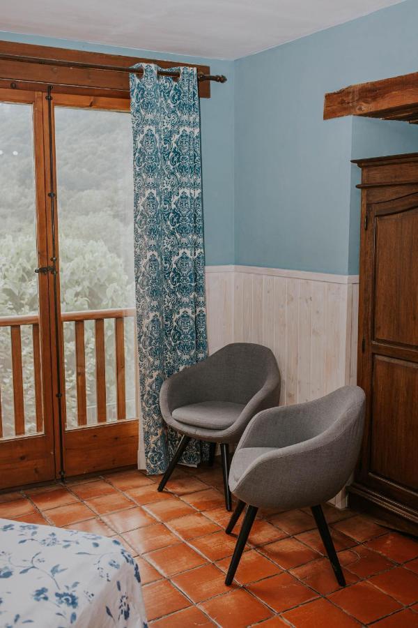 Casa Etxalde Guest House กัมโปรดอน ภายนอก รูปภาพ